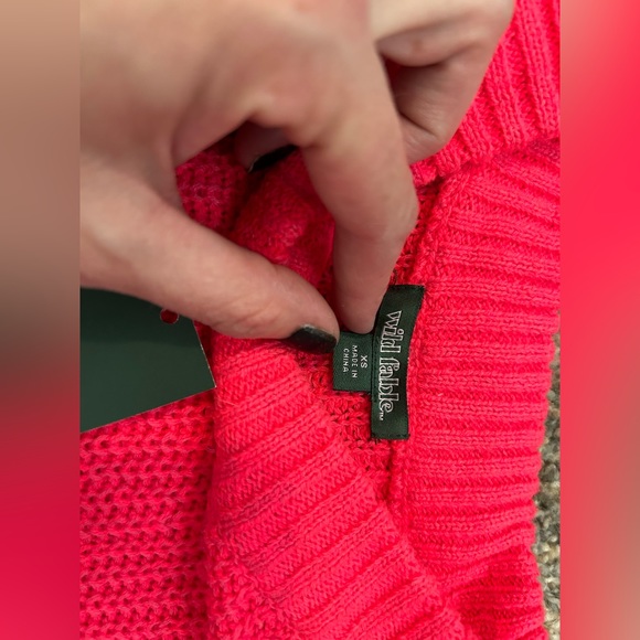 Wild Fable crop top sweater - Picture 4 of 4